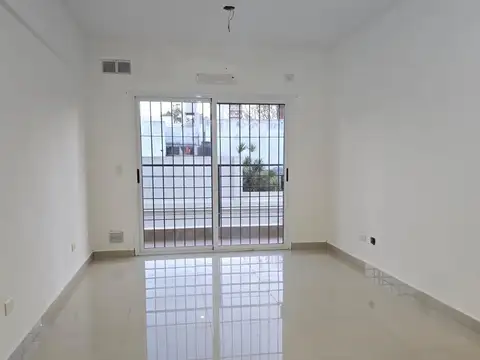 Departamento en Alquiler en Barrio Parque San Martin, $ 630.000