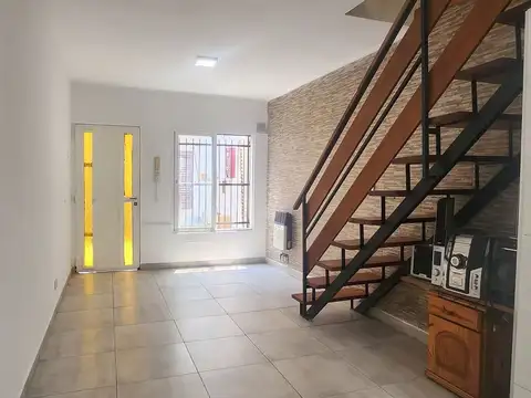 VENTA CASA TIPO PH DUPLEX EN LOMAS DEL MIRADOR