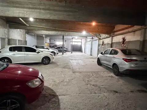 Galpon en Alquiler en Sarandi, $ 1.200.000