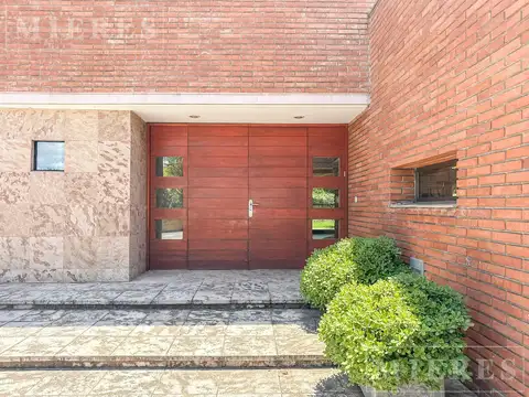 Casa en alquiler anual en Mayling Club de Campo