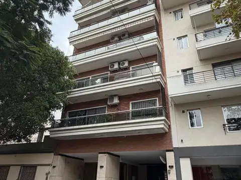 Carlos Antonio Lopez  al 3100