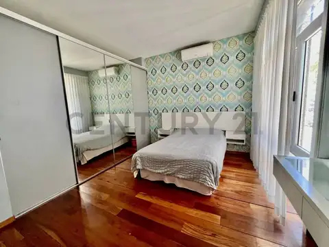 Simbron 3300, Piso 0