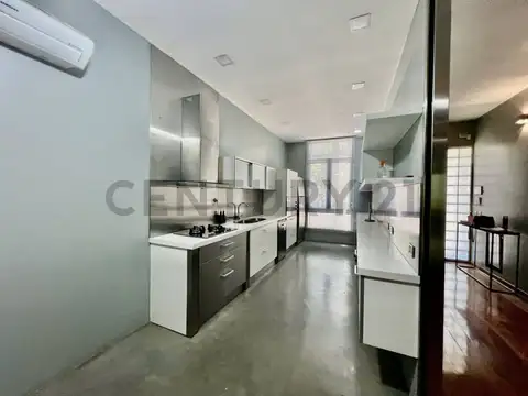 Casa en Venta de 5 dormitorios