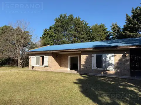 Casa 3 ambientes con 2 baños