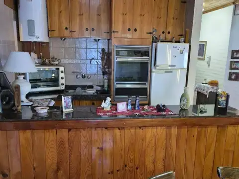 Casa 3 ambientes con 2 baños