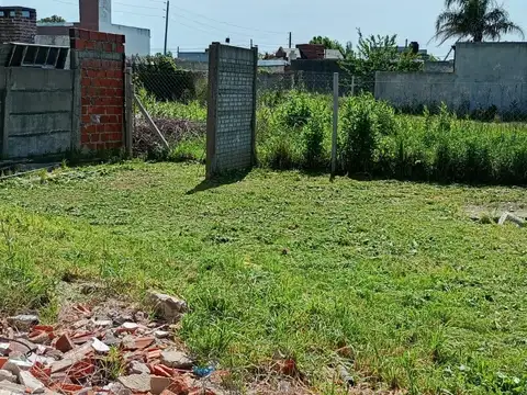 Terreno en Venta 40  mts Fondo