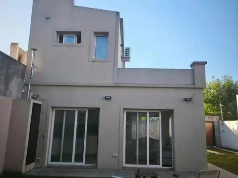 Casa en Alquiler de 2 dormitorios