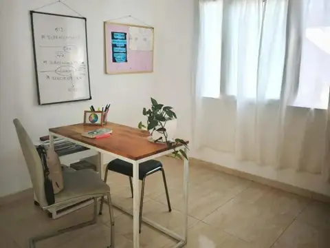 Casa en Alquiler en Lisandro Olmos Etcheverry, $ 850.000