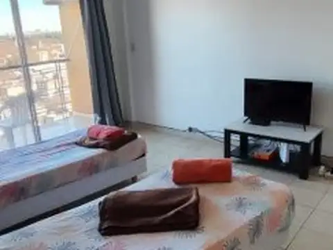 Chacarita, Av Corrientes 6100, 1 amb, 40m2, u$s 600 + luz. (ALQ MIN 3 MESES)