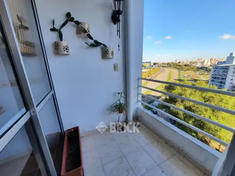 LIBERTI Y AV. ALTE. BROWN - T/AL FTE IMPEC BALCON