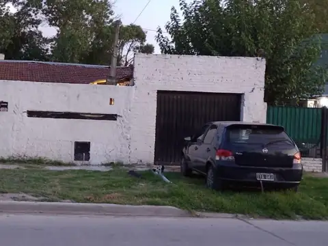 Casa - Venta - Argentina, Almirante Brown - Manuel Araujo 650