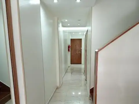 Recoleta 2 Amb. PB C/Patio. Apto Prof. venta con RENTA