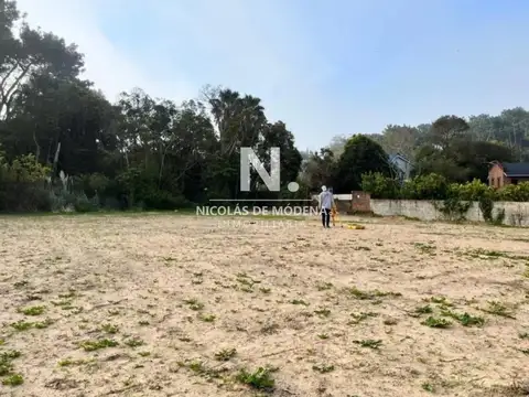 En venta terreno en Rincon del Indio de 920m2, excelente ubicación. 