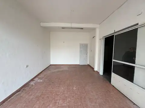 Local en Venta 52 años