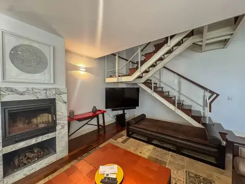 Departamento en Alquiler con 1 cocheras
