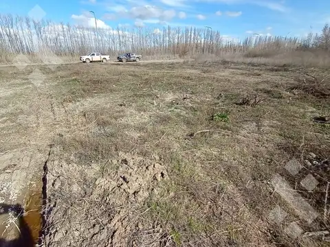 Terreno en Venta 30  mts Fondo
