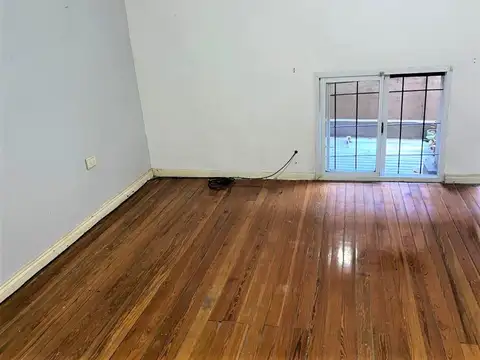 Alquiler PH sin expensas tipo dúplex La Boca