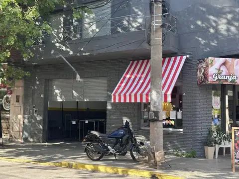Local en Venta 71 años