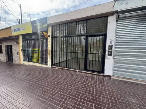 ALQUILER DE LOCAL COMERCIAL EN PASO DE LOS ANDES