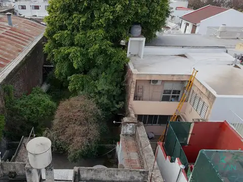 Laprida al 2300