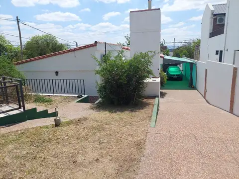 Casa en venta 3 dormitorios - B° Jose Muñoz