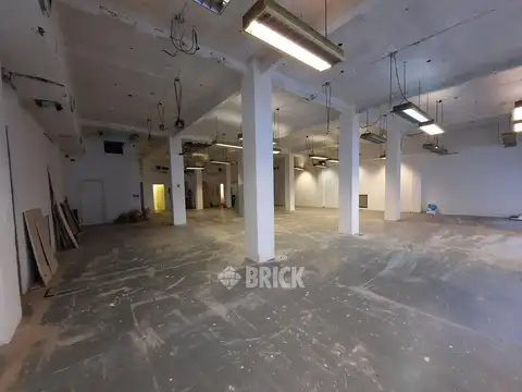 Oficina en Alquiler 40 años