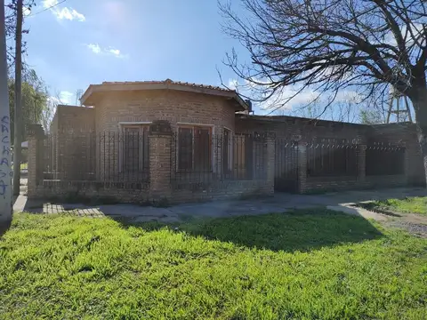 Casa en Puerto Gral San Martin