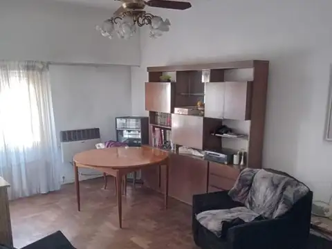 José León Suárez 600, Piso 1