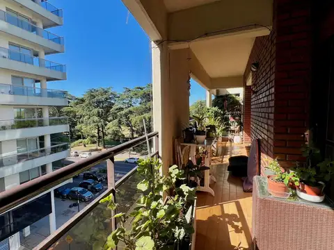 Departamento 7 ambientes con 2 baños