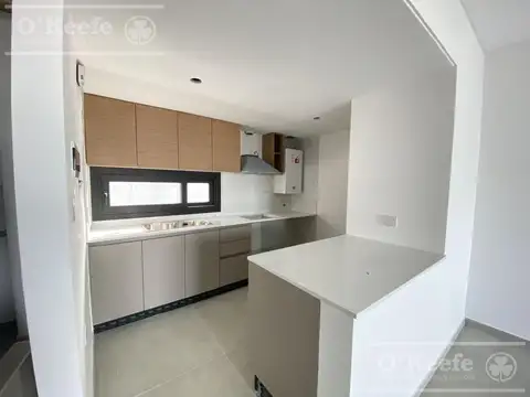 Departamento 2 ambiente en Venta Bernal Centro.