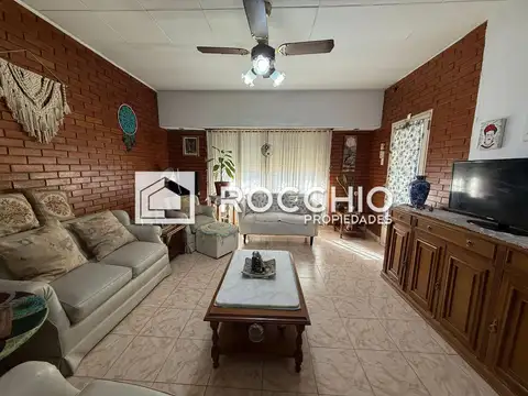 Casa en Venta en Martin Coronado, USD 90.000