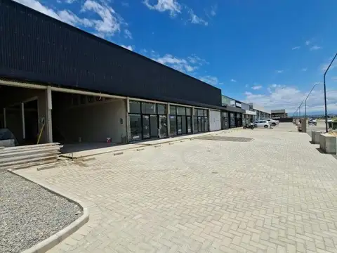 LOCAL APTO GASTRONOMICO COMERCIAL SOLARES MANANTIALES