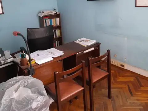 Oficina en Alquiler en Balvanera, $ 400.000