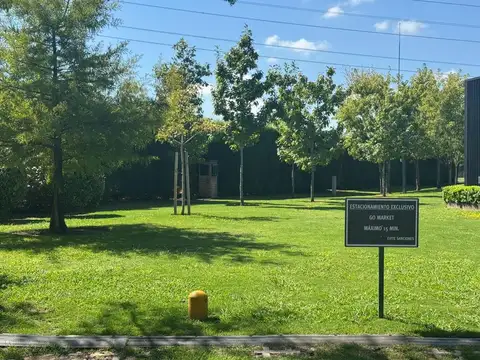 Casa de 6 ambientes en Los Lagos. Nordelta