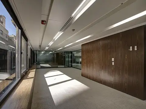 Oficina en Alquiler en San Nicolás, USD 10.500