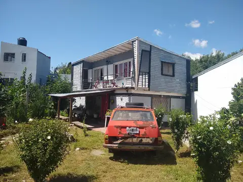 130 e/ costanera y 3