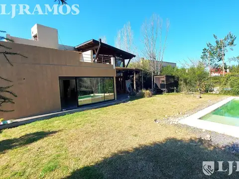 APTO CREDITO. LOTE INTERNO C/ VISTA A LAGUNA.