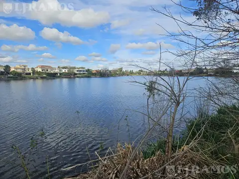 Terreno en Venta en San Isidro Labrador, USD 450.000