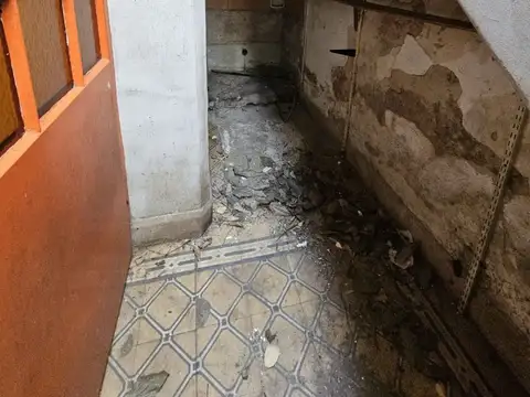 Depto Tipo Casa en Alquiler en Colegiales, $ 700.000