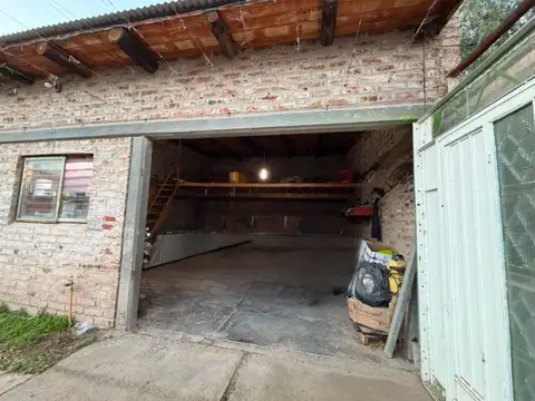Casa 4 ambientes con 1 baño