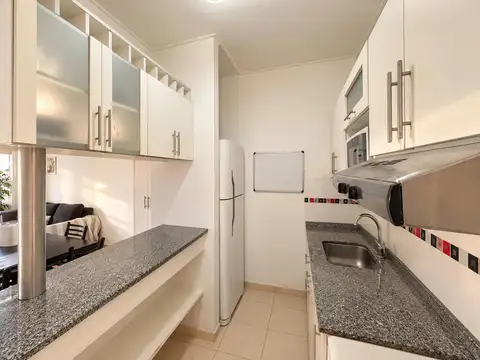 VENTA DEPTO 1 DORM. PLANTA BAJA AL FRENTE - PATIO Y COCHERA  - Calle 20 e/ 32 y 33 LA PLATA