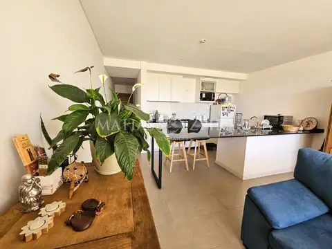 VENTA DEPARTAMENTO 2 AMBIENTES TERRAZA Y COCHERA PRIVADAS ITUZAINGÓ NORTE