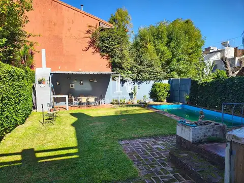 Casa 6 ambientes con 1 baño