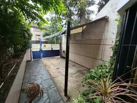 Depto Tipo Casa 4 ambientes con 2 baños