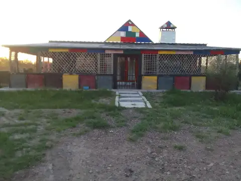 CASA 3 DORMITORIOS -VILLA NUEVA, LA PAZ