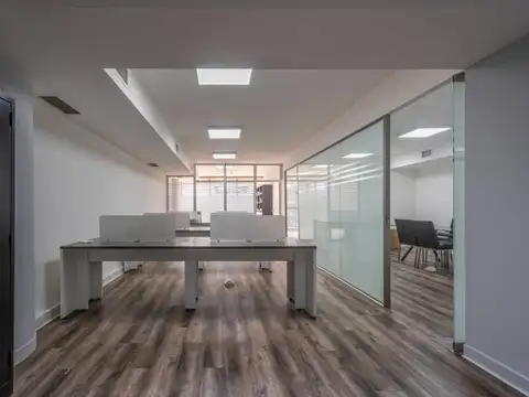 Oficina con cochera - Piso 6 - Al frente - Edificio AA - Belgrano