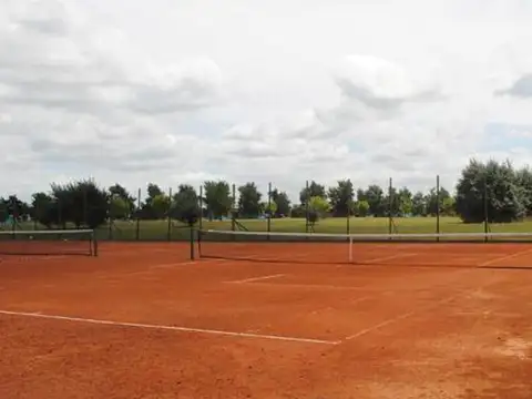 Hermoso Lote Interno En Barrio Cardales Village. Campana.