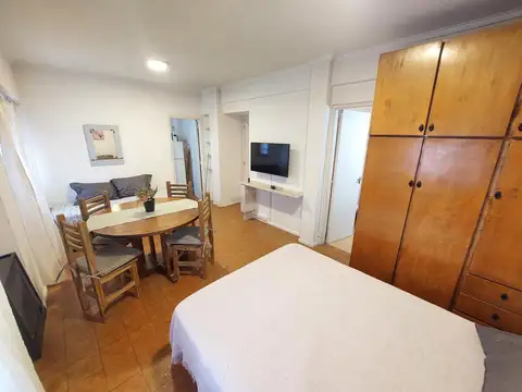 Departamento en Alquiler Temporal en La Perla Sur, $ 100