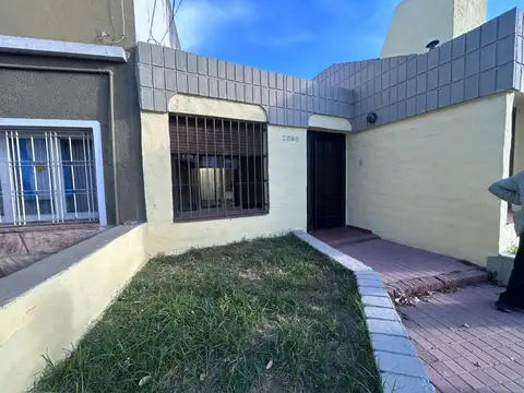 VENTA CASA 2 DORMITORIOS B° VILLA CABRERA CÓRDOBA