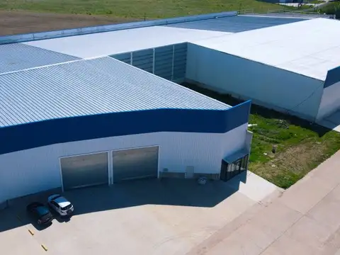 Micro Parque Industrial- Nave 1700m2